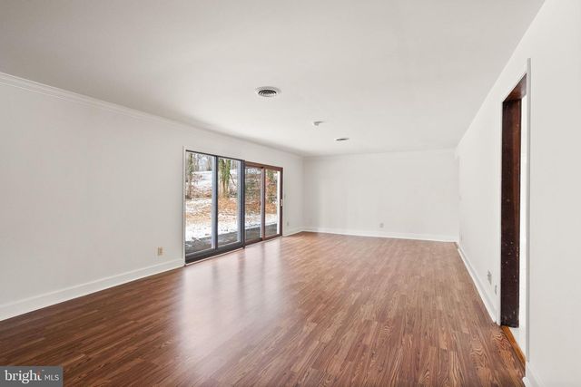 9521 FOSTERN LN, Manassas, VA 20112