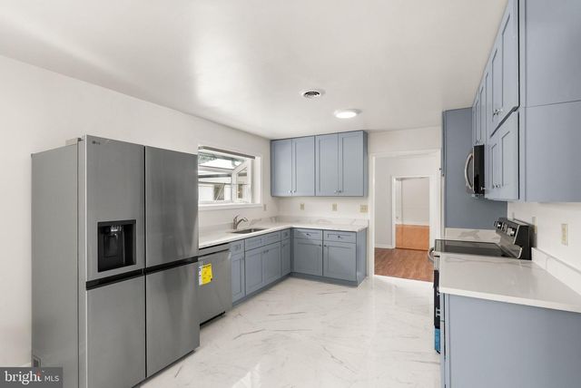 9521 FOSTERN LN, Manassas, VA 20112