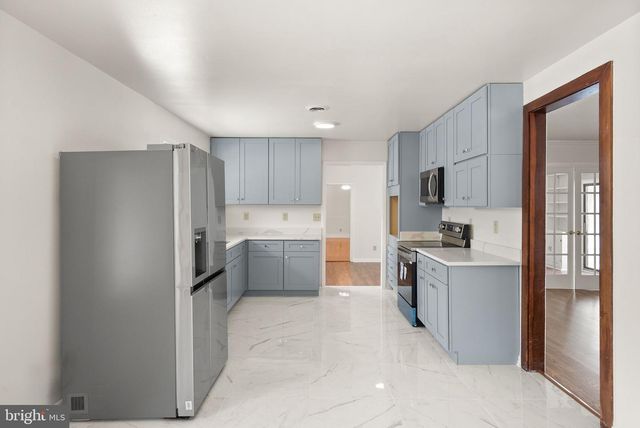 9521 FOSTERN LN, Manassas, VA 20112