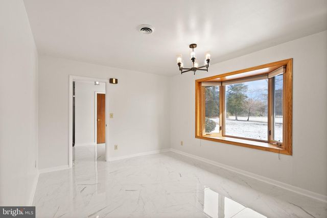 9521 FOSTERN LN, Manassas, VA 20112