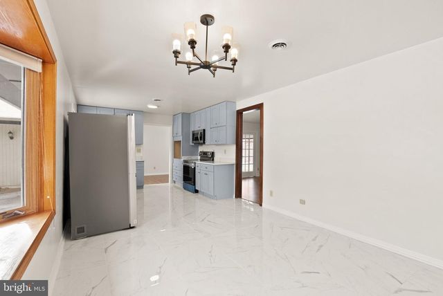 9521 FOSTERN LN, Manassas, VA 20112