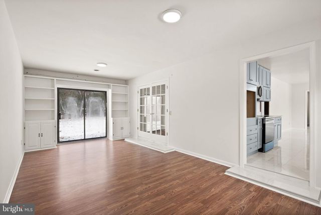 9521 FOSTERN LN, Manassas, VA 20112