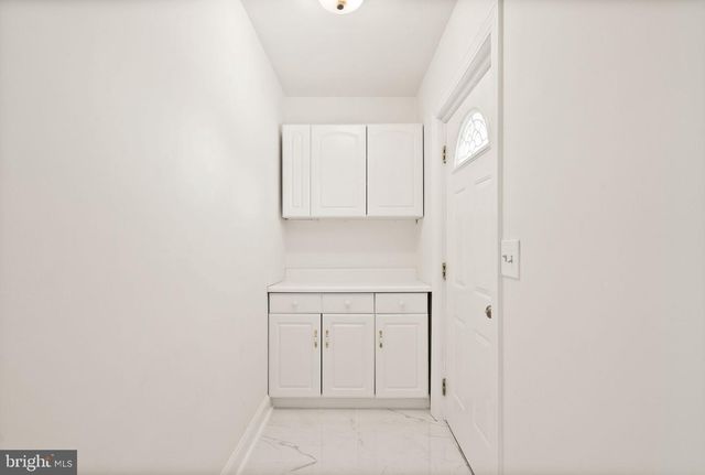 9521 FOSTERN LN, Manassas, VA 20112