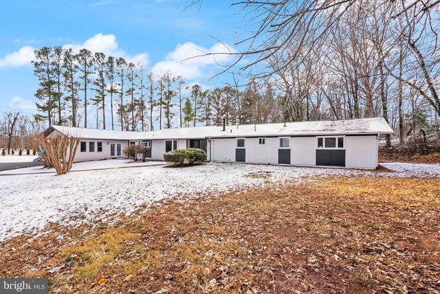 9521 FOSTERN LN, Manassas, VA 20112