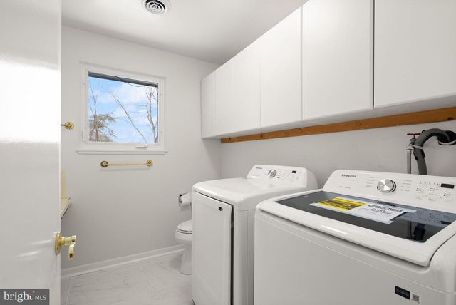 9521 FOSTERN LN, Manassas, VA 20112