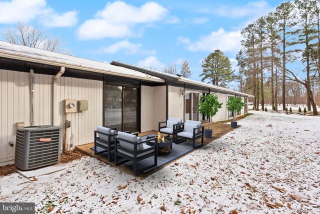 9521 FOSTERN LN, Manassas, VA 20112