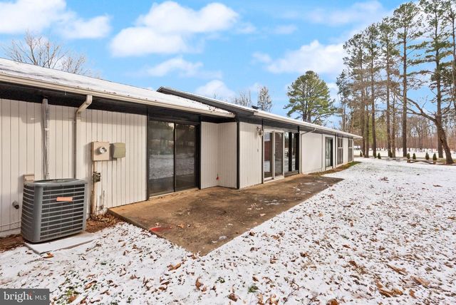 9521 FOSTERN LN, Manassas, VA 20112