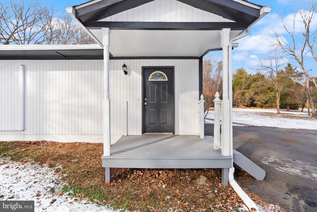 9521 FOSTERN LN, Manassas, VA 20112