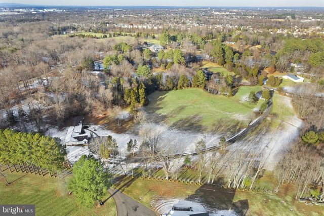 9521 FOSTERN LN, Manassas, VA 20112