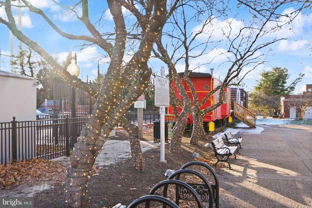 9521 FOSTERN LN, Manassas, VA 20112