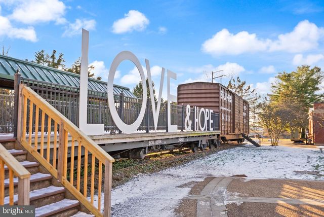 9521 FOSTERN LN, Manassas, VA 20112