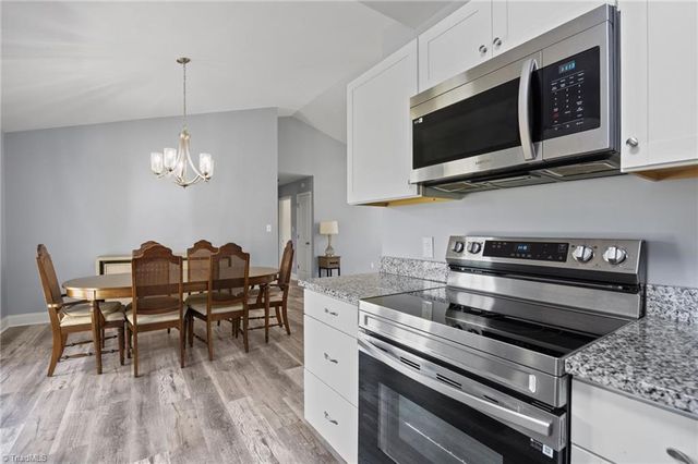 1822 Woodsway Drive, Thomasville, NC 27360