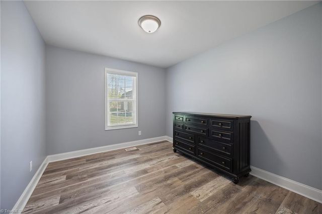 1822 Woodsway Drive, Thomasville, NC 27360