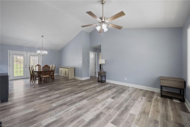 1822 Woodsway Drive, Thomasville, NC 27360