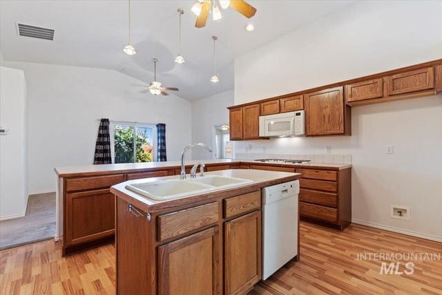 344 W Birmingham, Nampa, ID 83651
