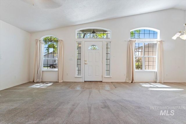 344 W Birmingham, Nampa, ID 83651