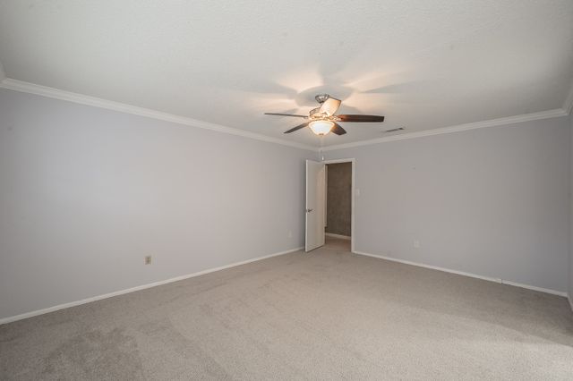 1633 Martha Drive, Bedford, TX 76022