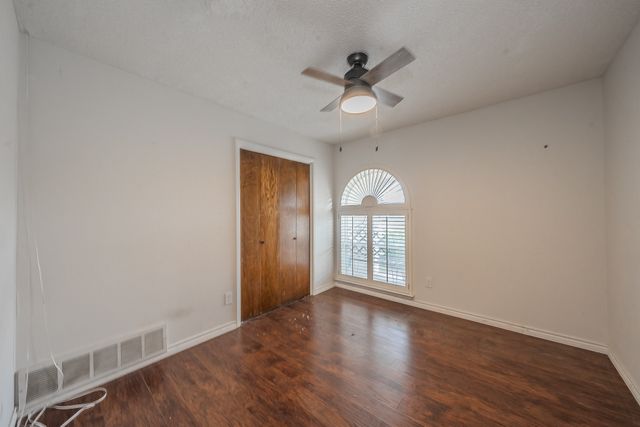 1633 Martha Drive, Bedford, TX 76022