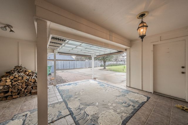 1633 Martha Drive, Bedford, TX 76022