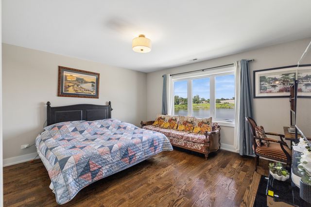 8166 W 87th Street 8166, Hickory Hills, IL 60457