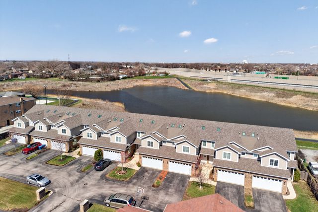8166 W 87th Street 8166, Hickory Hills, IL 60457
