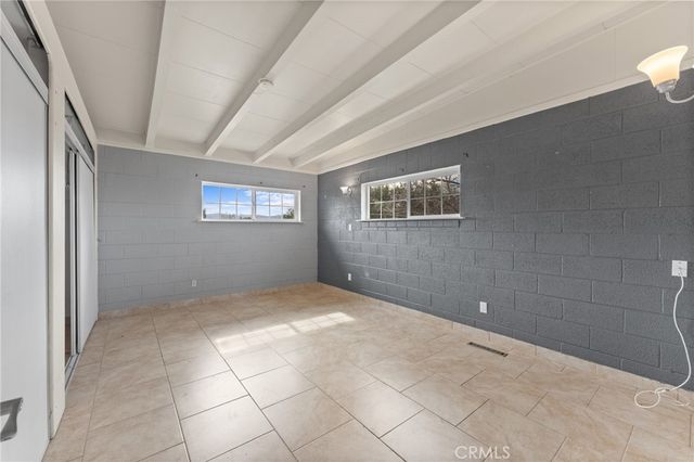 13755 Lakota, Apple Valley, CA 92307