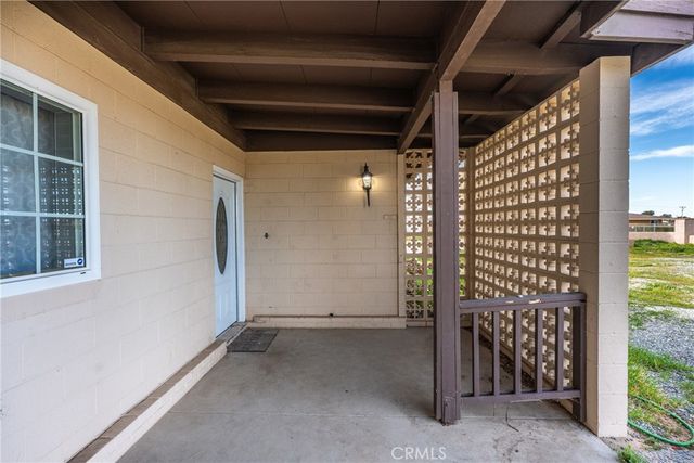 13755 Lakota, Apple Valley, CA 92307