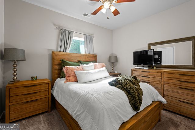 149 Thomaston Street, Newnan, GA 30263