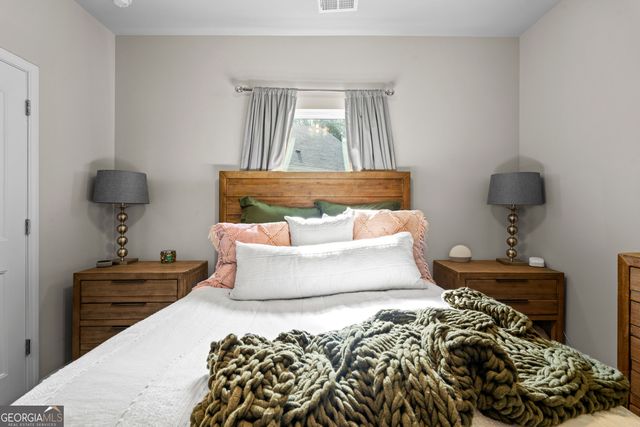 149 Thomaston Street, Newnan, GA 30263