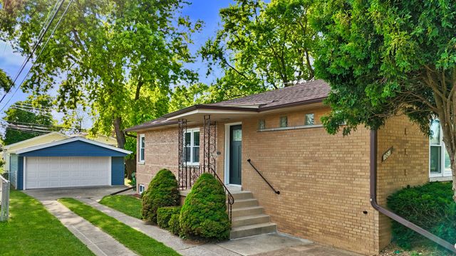 10012 S 52nd Avenue, Oak Lawn, IL 60453