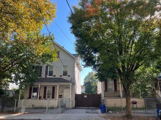 27-31.5 Jackson Street, Staten Island, NY 10304