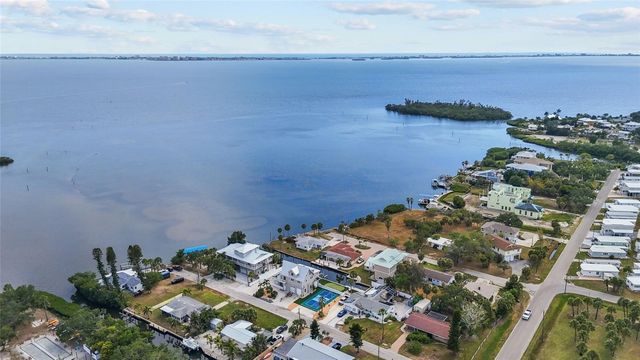 1710 INDIANA AVENUE, Bradenton, FL 34207