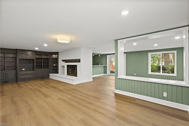 609 Thalia Point RD, Virginia Beach, VA 23452