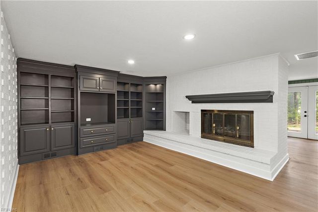 609 Thalia Point RD, Virginia Beach, VA 23452