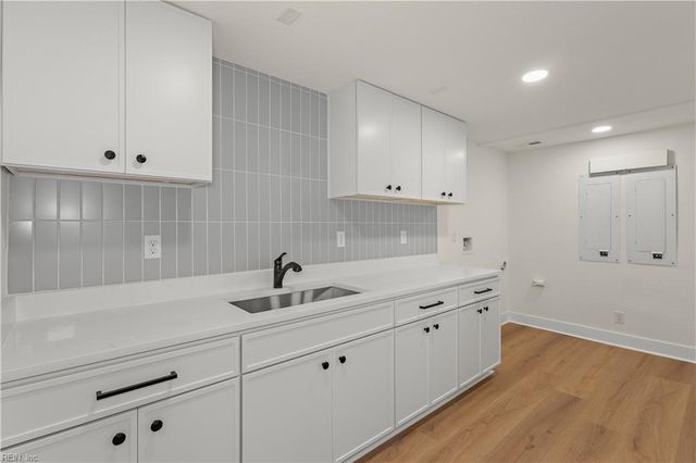 609 Thalia Point RD, Virginia Beach, VA 23452