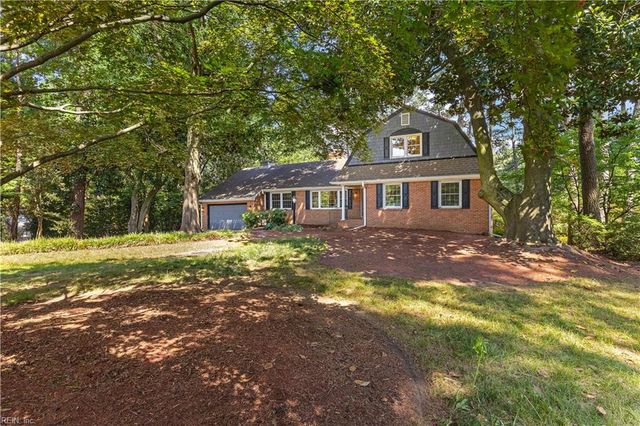 609 Thalia Point RD, Virginia Beach, VA 23452