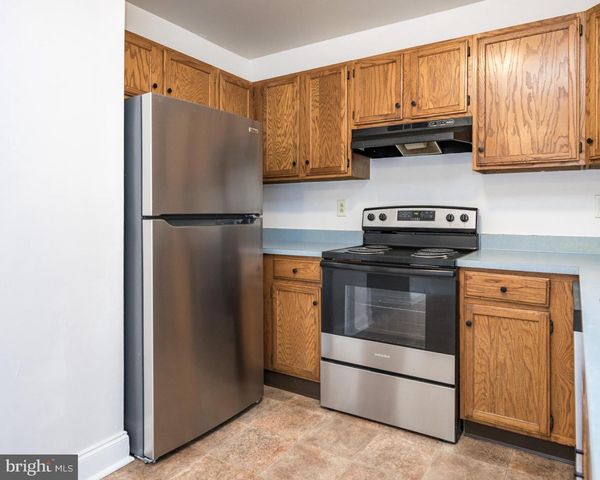 7 LAIRD LN, New Castle, DE 19720