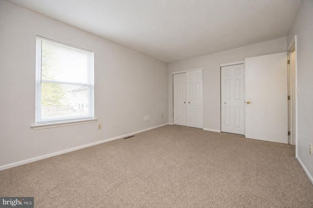 7 LAIRD LN, New Castle, DE 19720