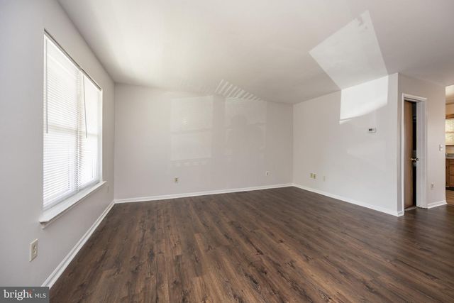 7 LAIRD LN, New Castle, DE 19720