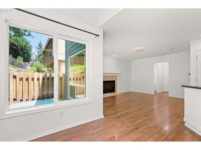 12241 Sw 18TH Ave, Portland, OR 97219
