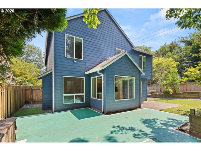 12241 Sw 18TH Ave, Portland, OR 97219