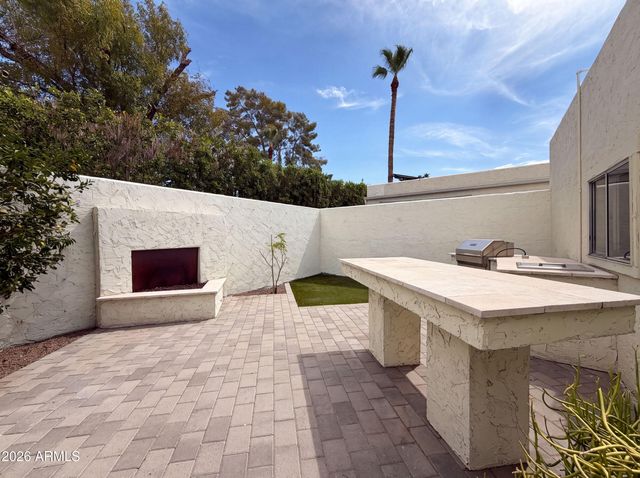 5341 N QUESTA TIERRA Drive, Phoenix, AZ 85012