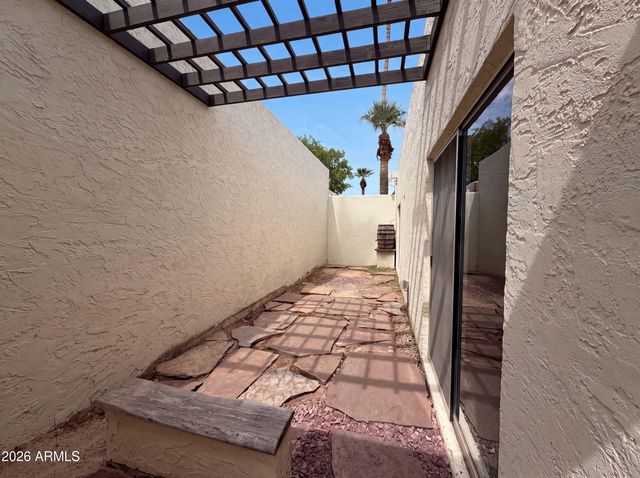5341 N QUESTA TIERRA Drive, Phoenix, AZ 85012