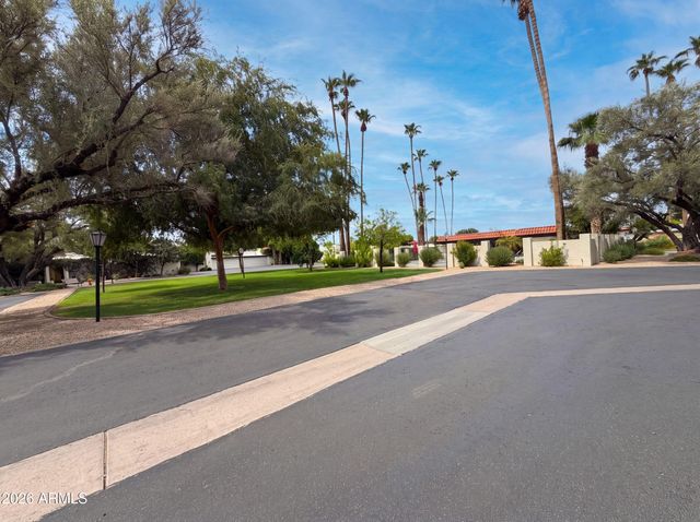 5341 N QUESTA TIERRA Drive, Phoenix, AZ 85012