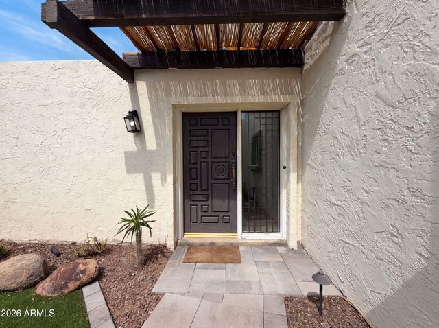 5341 N QUESTA TIERRA Drive, Phoenix, AZ 85012
