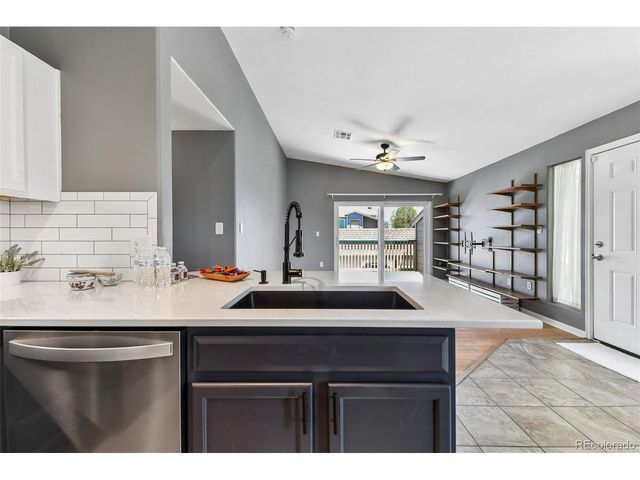 8485 Pebble Creek Way 13-203, Highlands Ranch, CO 80126