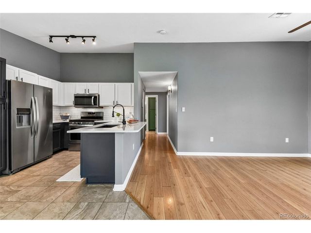 8485 Pebble Creek Way 13-203, Highlands Ranch, CO 80126