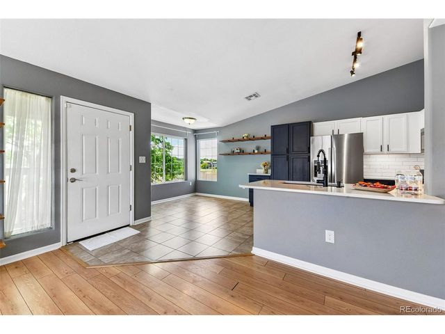 8485 Pebble Creek Way 13-203, Highlands Ranch, CO 80126