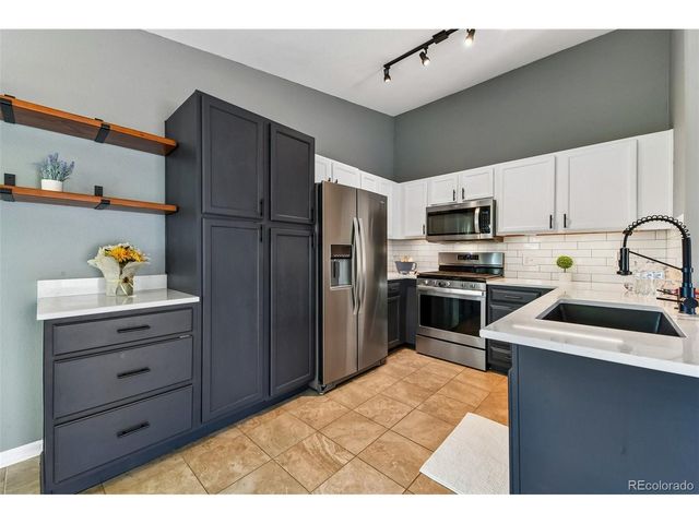 8485 Pebble Creek Way 13-203, Highlands Ranch, CO 80126