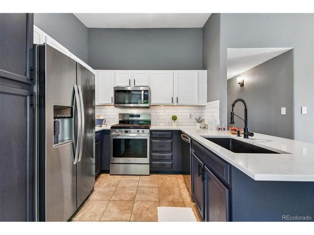 8485 Pebble Creek Way 13-203, Highlands Ranch, CO 80126